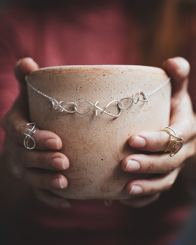 Collar LUCES